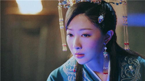 金屋藏娇,轻颦浅笑。少女情怀便是妙 是什么生肖，实证解答解释落实_g5w01.56.31